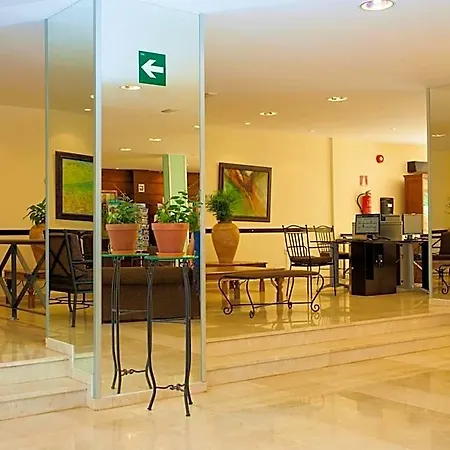 Monea Royal Monica Hotel 3*